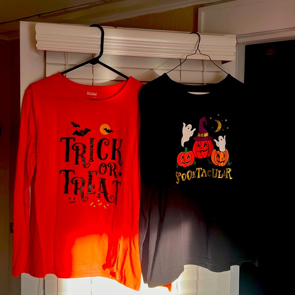 2 Halloween tops